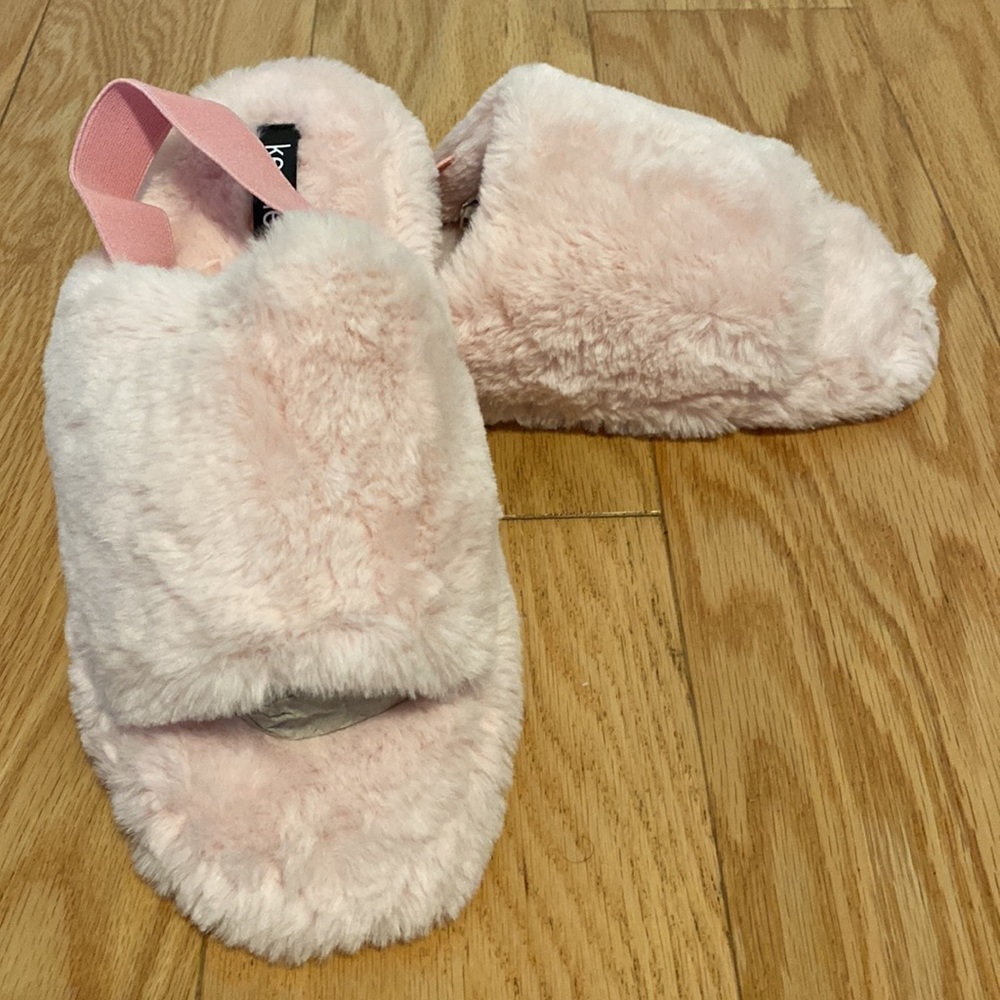 Kensie women's slippers